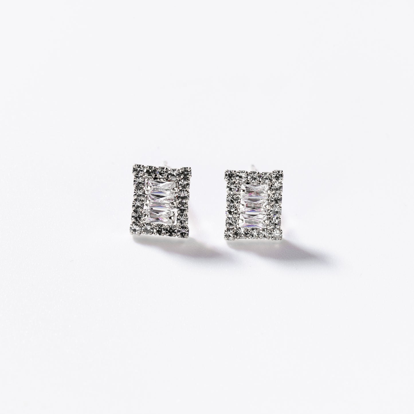 Rhodium-plated metal Precious rectangles jewel set