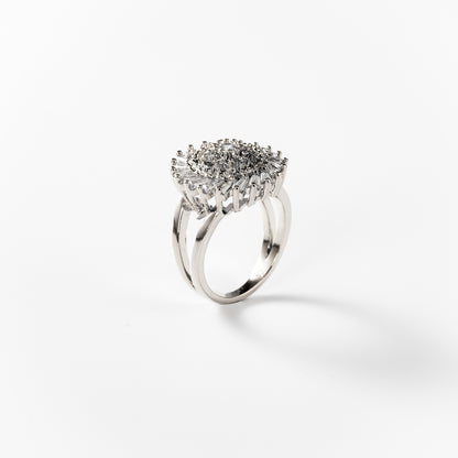 Rhodium-plated metal Sparkling whirl ring